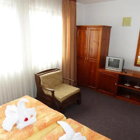 Family Nadejda Hotell