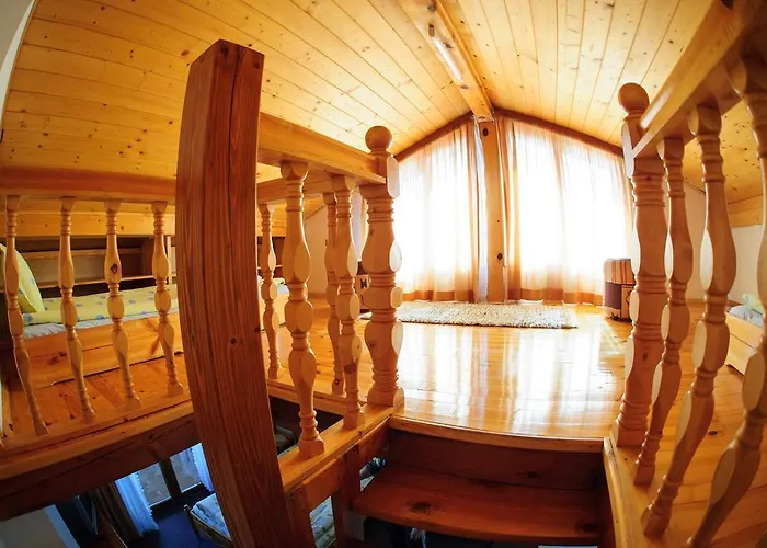 Family Nadejda Szálloda